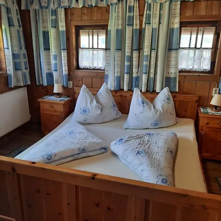 Ferienhaeuschen Rahm