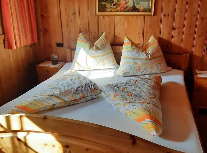 Ferienhaeuschen Rahm Casa vacanze Hainzenberg